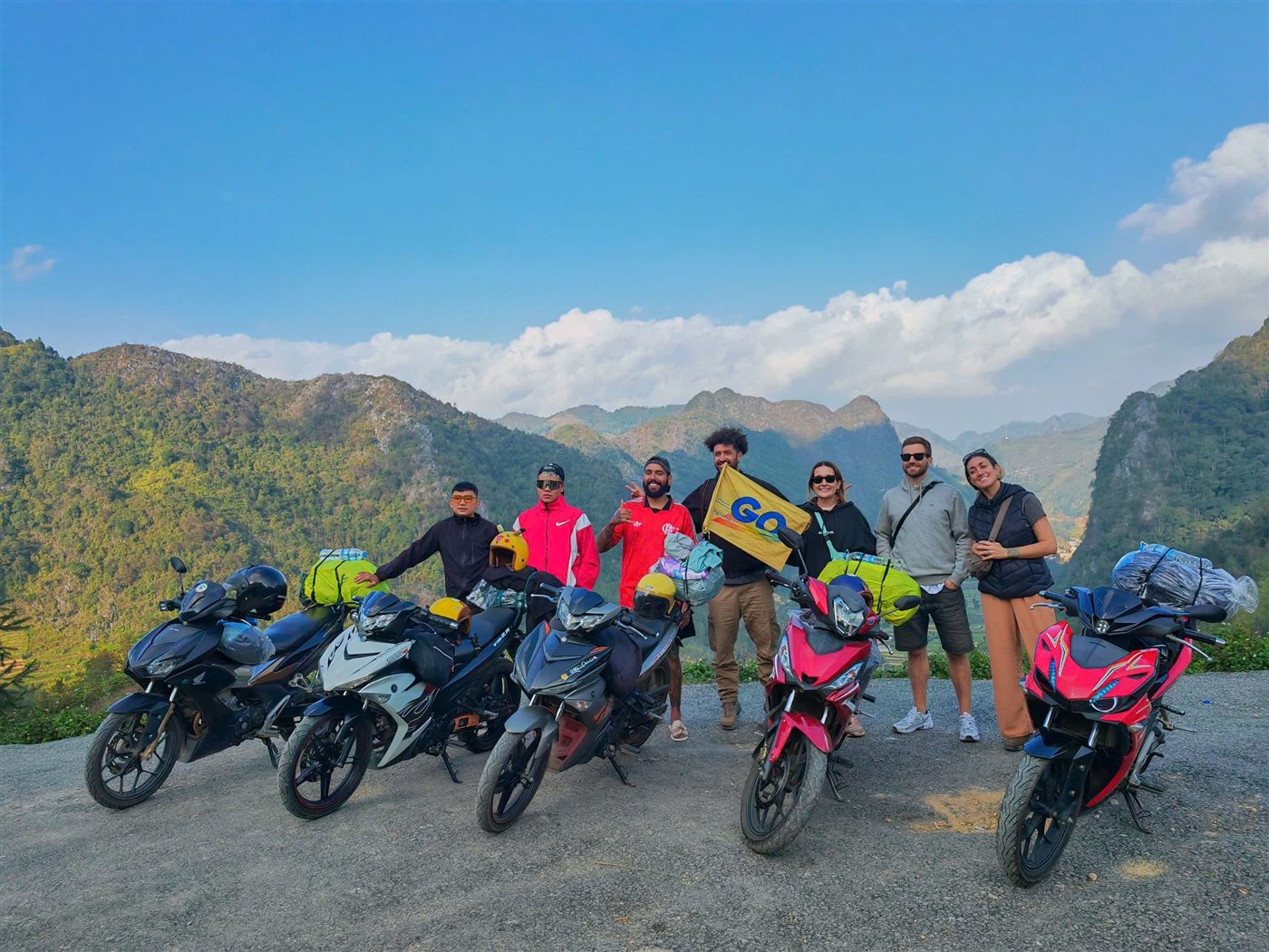 Scenic drive to Bao Lac